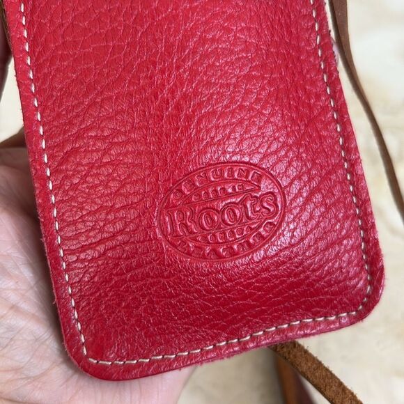 Vintage Roots Leather Mini Crossbody Case - Picture 8 of 13